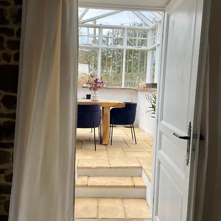 La Paix, D'hote En Suisse Normande 3*