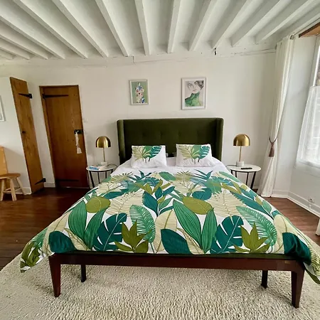 Bed & Breakfast La Paix, D'hote En Suisse Normande